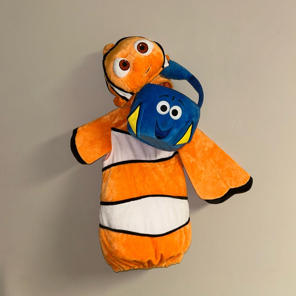 Disney Nemo Costume with Dory Basket